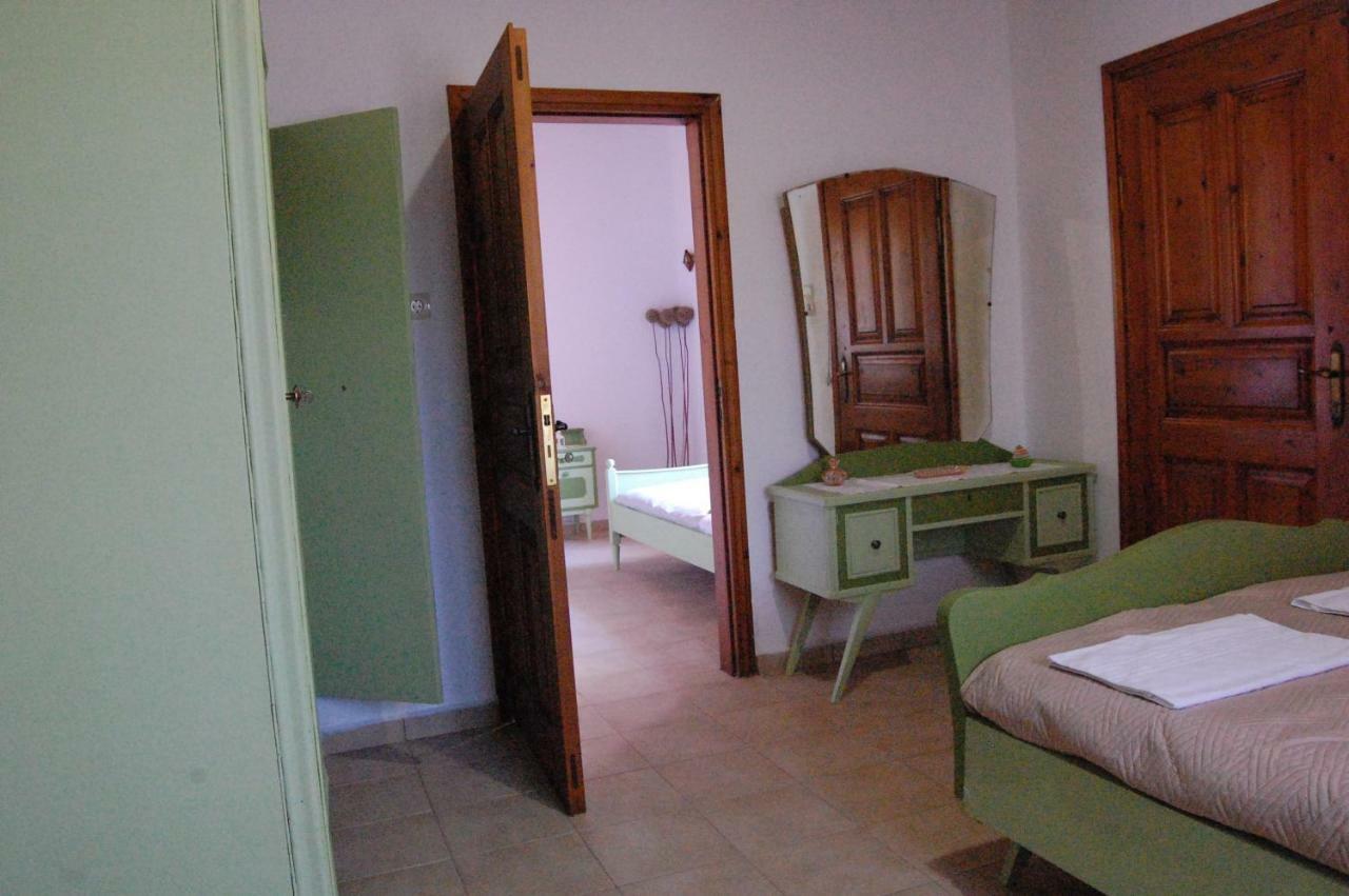 Villa Old Winery House à Kolymbari Extérieur photo